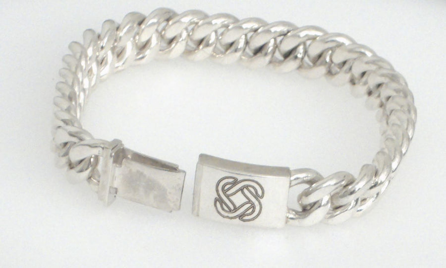 Stunning Silver Curb Chain Bracelet