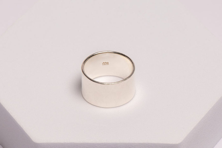 Stunning Simple Silver Ring